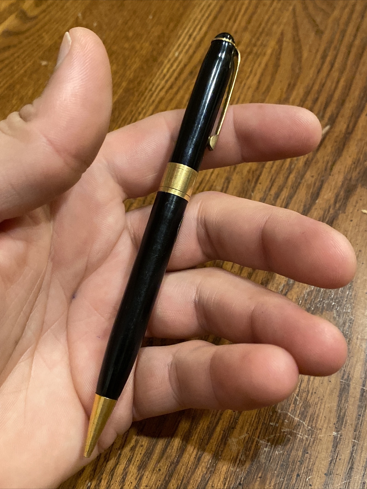 Vtg VENUS 047 G Mechanical Twist Pencil Black w Gold Tone Accents Original Label