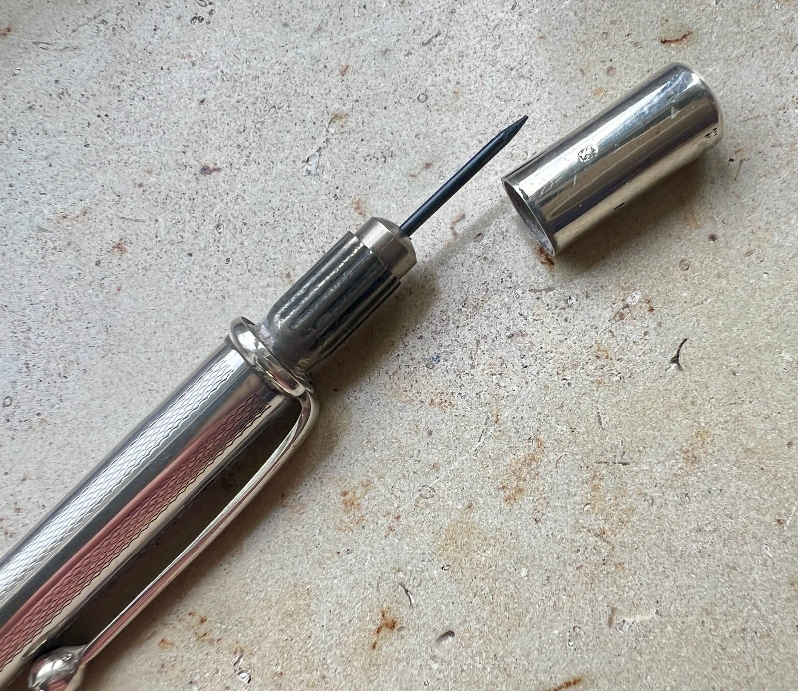1947 JM and Co ( Yard O Led ) Sterling Silver pencil – 1.18 mm leads – MINT