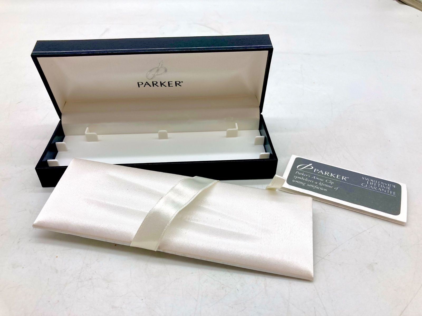 TB740 [Great Value] PAEKER Pen Set of 2 Ballpoint Pen/Mechanical Pencil Silver