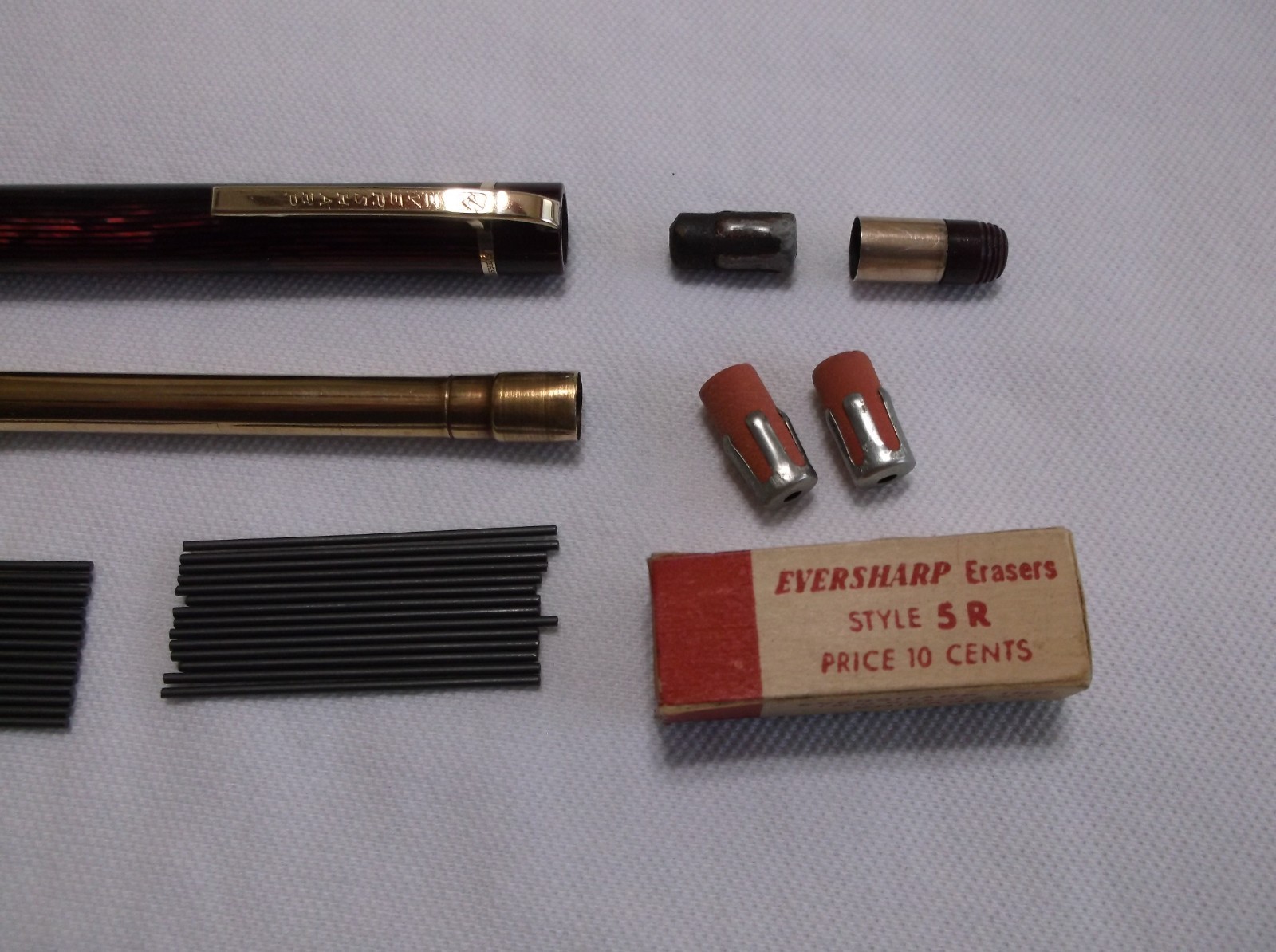 VINTAGE EVERSHARP SKYLINE RED STRIPE MOIRE MECHANCIAL PENCIL / 1.1 mm LEAD