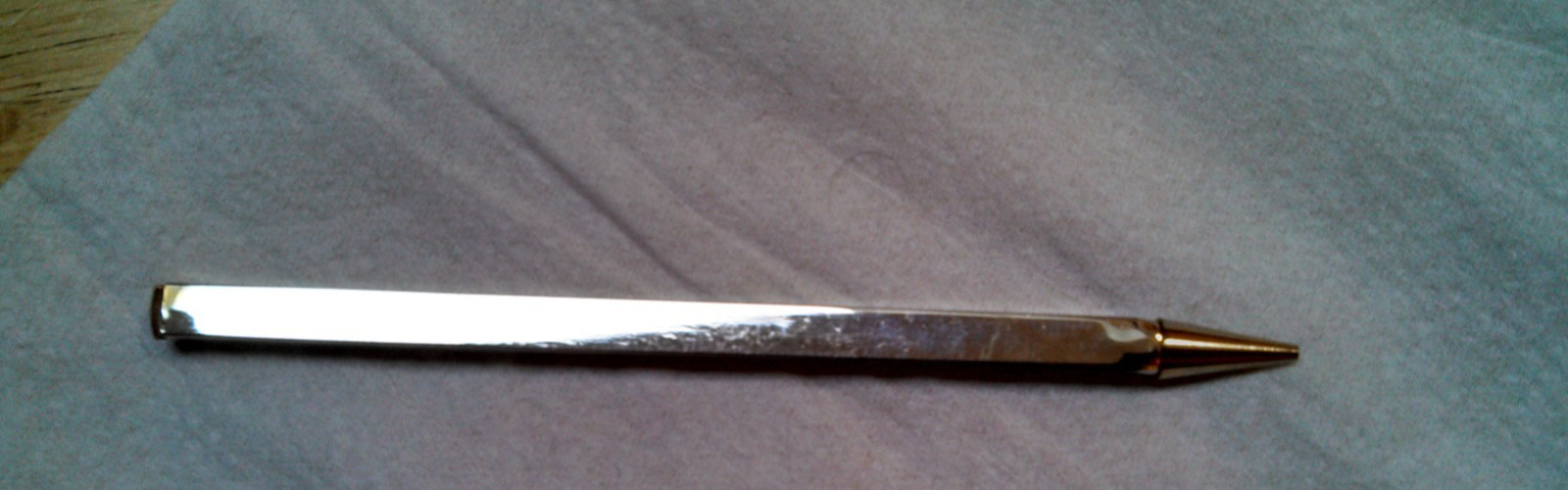 Vintage Unbranded Mechanical Pencil – Chrome Square Magnetic Stick