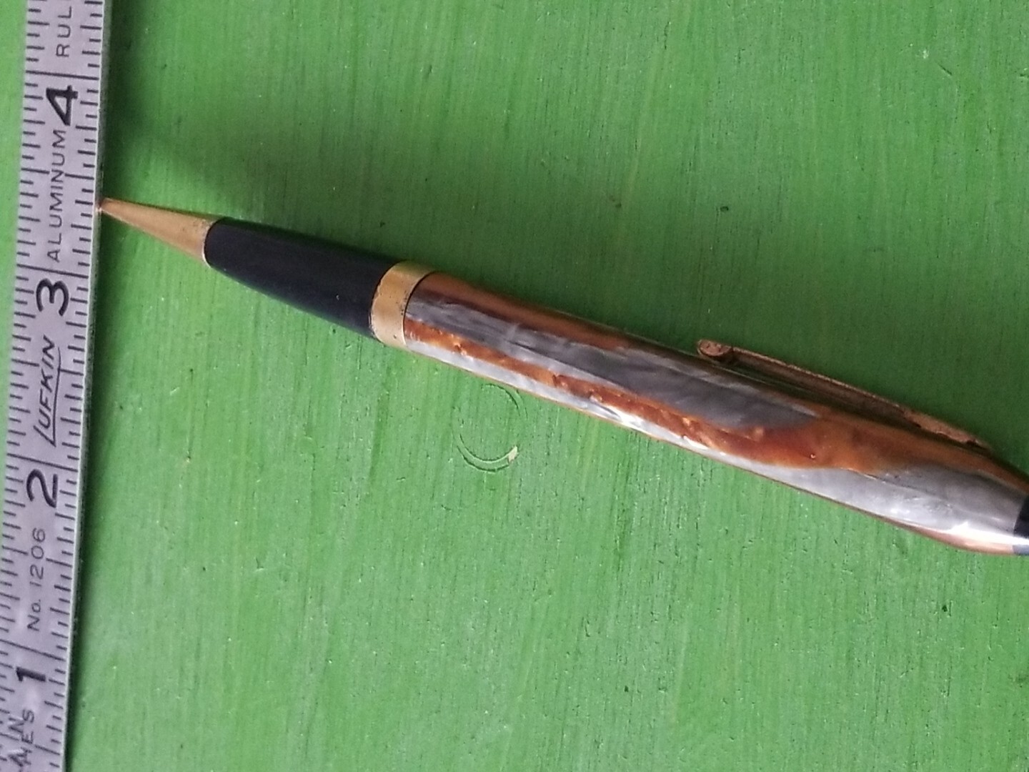 Unknown Mechanical Pencil Twist Action