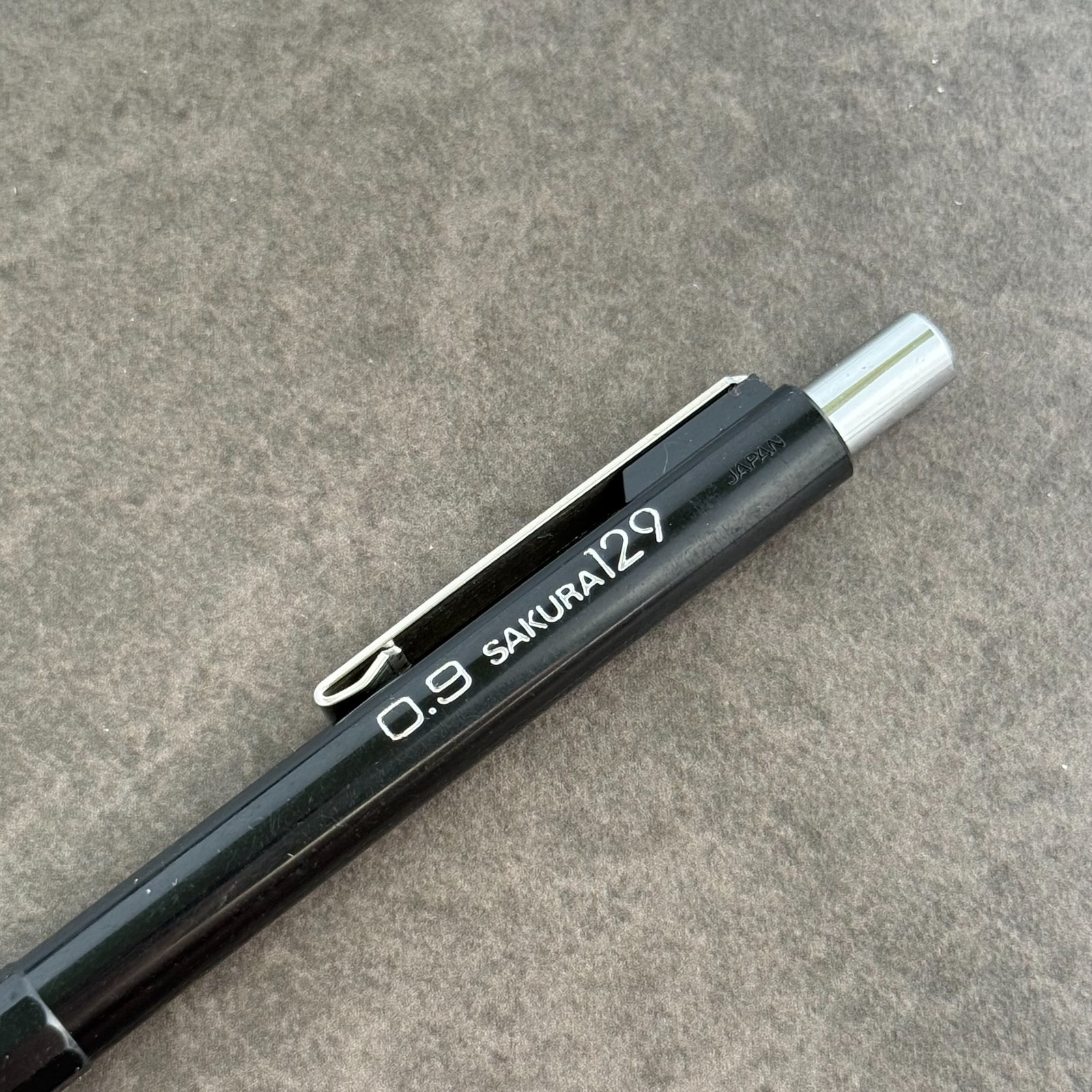 Sakura 129 Black Mechanical Pencil, Vintage Japan Black Color – 0.9mm Lead
