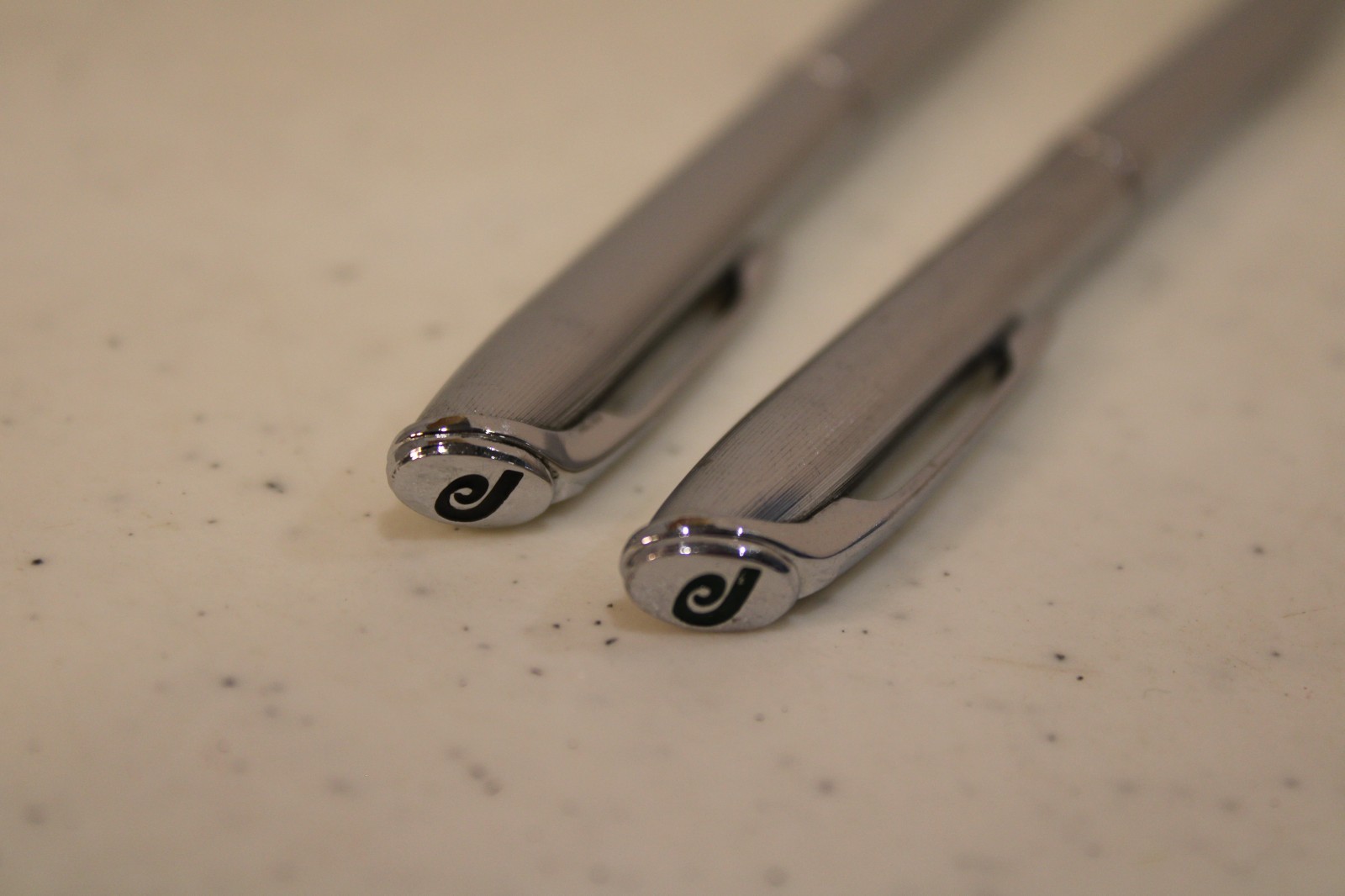 Vintage Kreisler USA VICEROY PEN AND PENCIL SET-SILVERTONE CELANESE CORP. EMBLEM