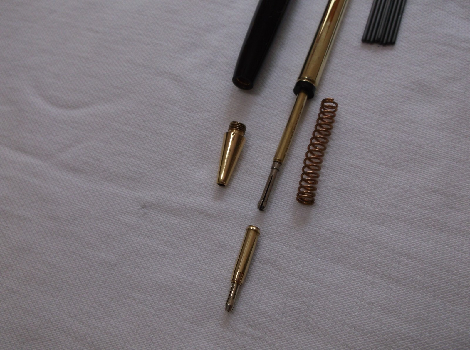 PELIKAN # 550 ROLLED GOLD DOUBLE L / BLACK MECHANICAL PENCIL / 1.18 MM LEAD