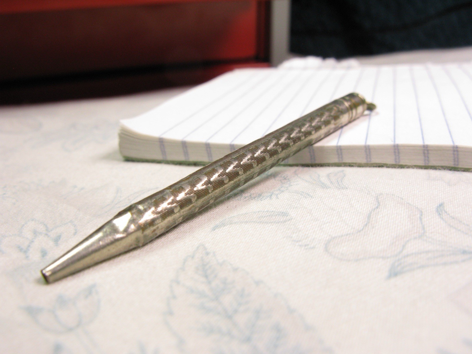 Small Vintage Mechanical Pencil Cool Pattern 1.1mm lead Silver color