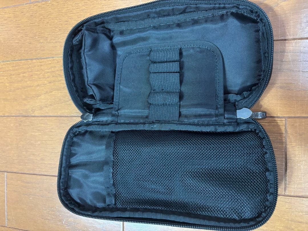 Pencil case, 7-piece pen set