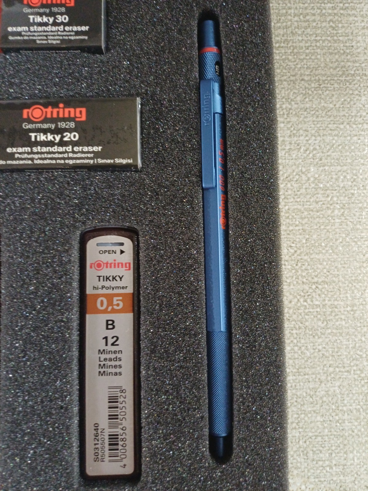 rOtring 600 Mechanical Pencil 0.5mm Limited Edition (Dark blue, Mint) / Tracking