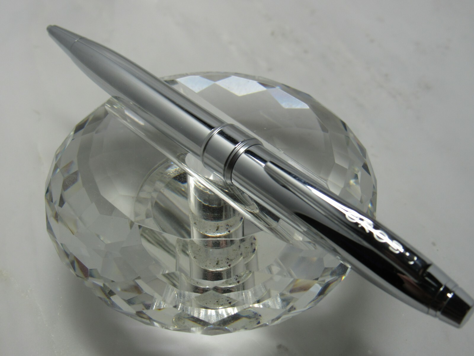 GORGEOUS HIGH QUALITY CROSS POLISHED SILVER MECHANICAL PENCIL