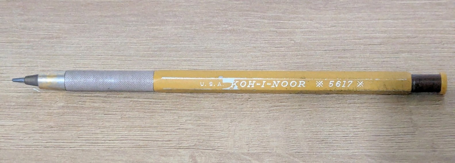 Vintage Koh-I-Noor Select-O-Matic Pencil Lead Holder # 5617 Has Lead