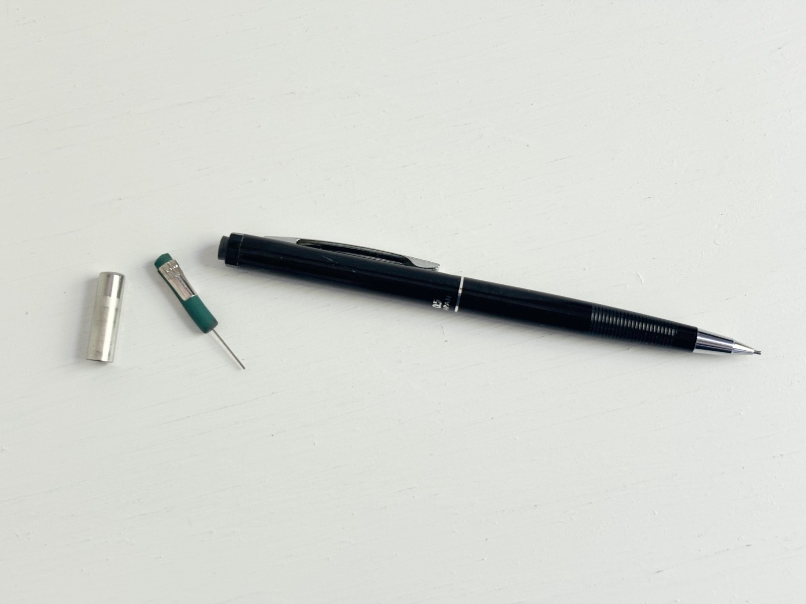 Pentel Japan Vintage 1980s Metal Barrel Mechanical Pencil Chrome Details .5mm