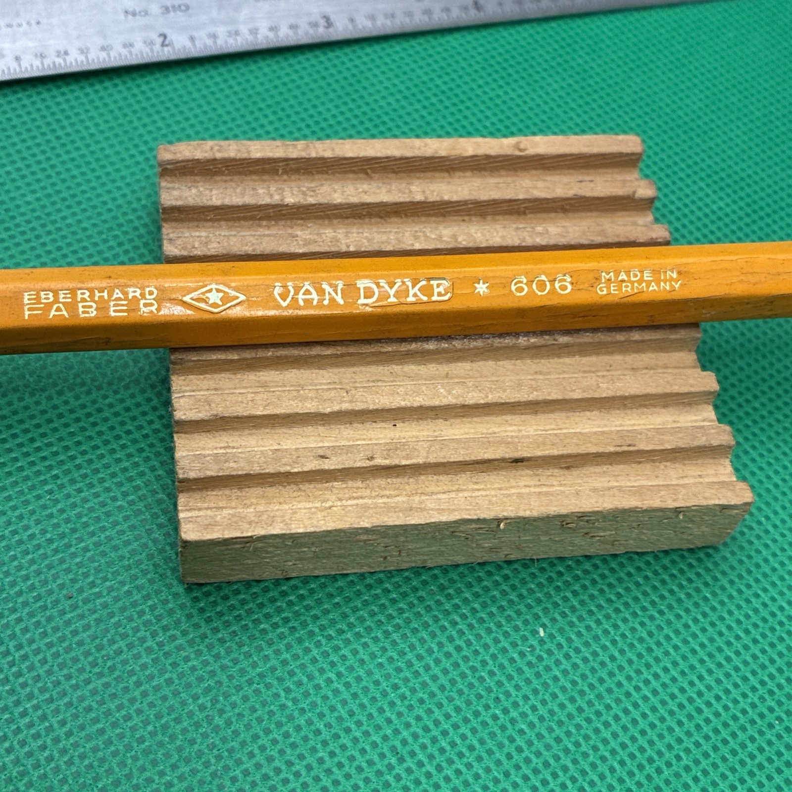 blue pusher EBERHARD FABER 606 ” VAN DYKE ” CHR MO LEADHOLDER pencil 2 mm Loc5