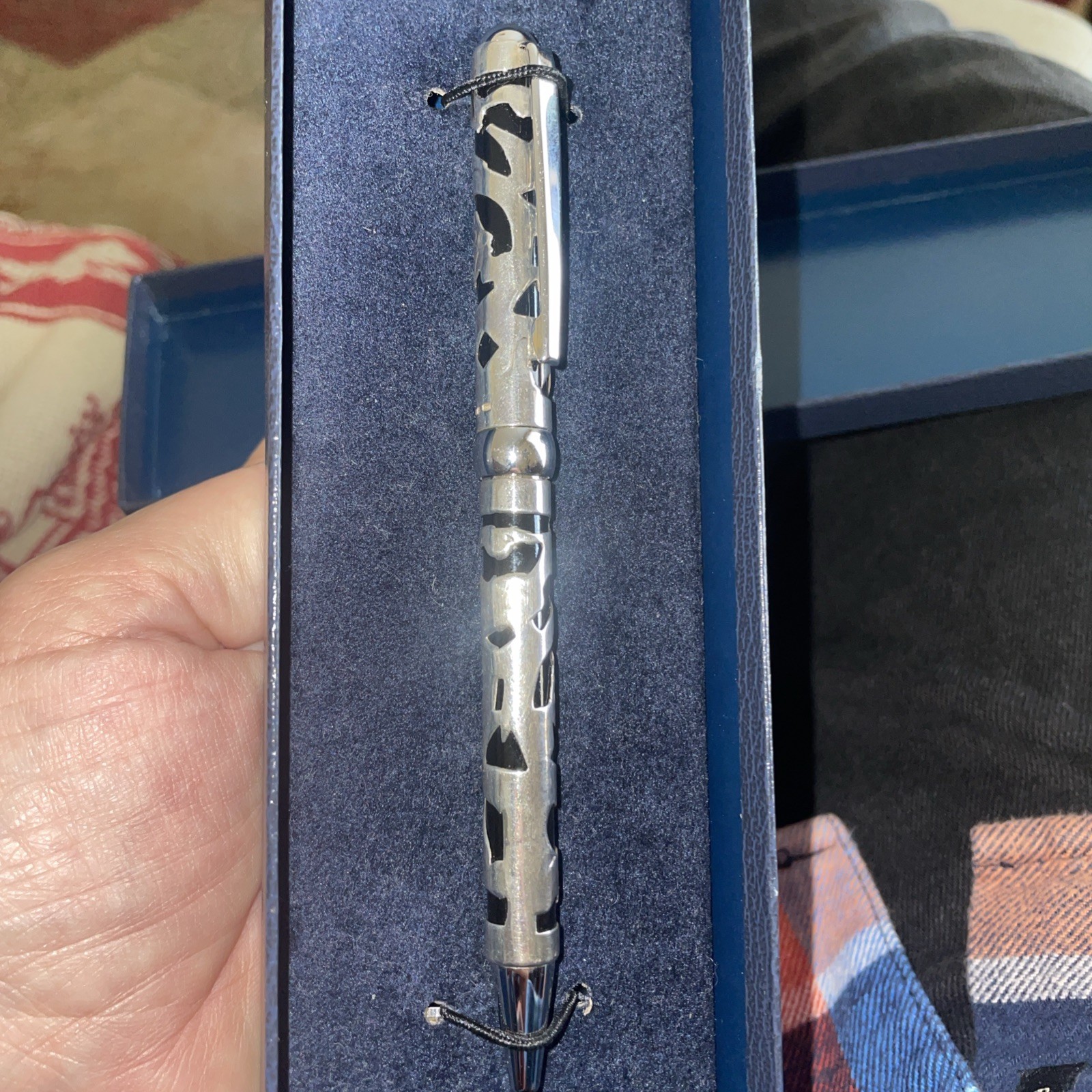 Ari D. Norman Sterling Silver Continuous Twist Pencil – Made in England