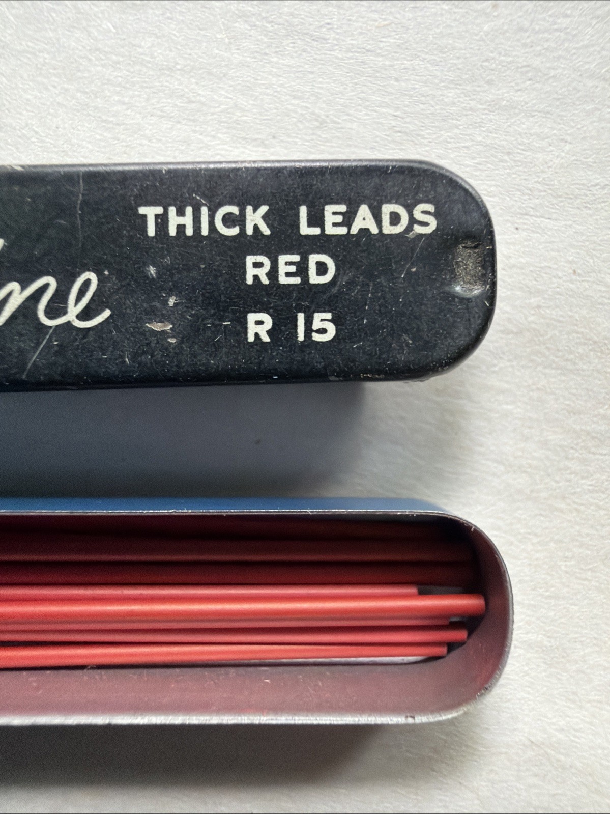 Vintage SHEAFFER Fineline Mechanical Pencil Lead RED 1.1mm Metal 12pk Tin USA
