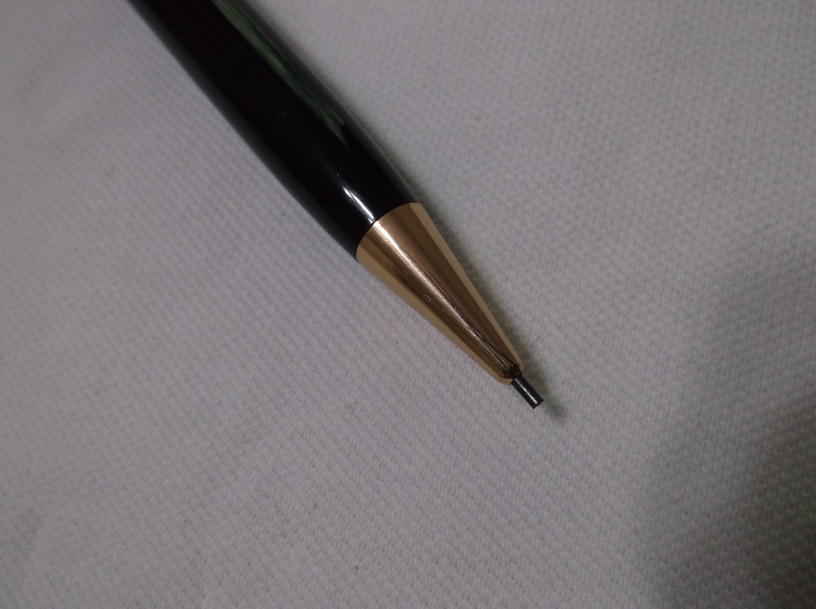 MONTBLANC PIX # 372 BLACK MECHANCIAL PENCIL WITH RED PUSH BUTTON/ 1.18 mm lead