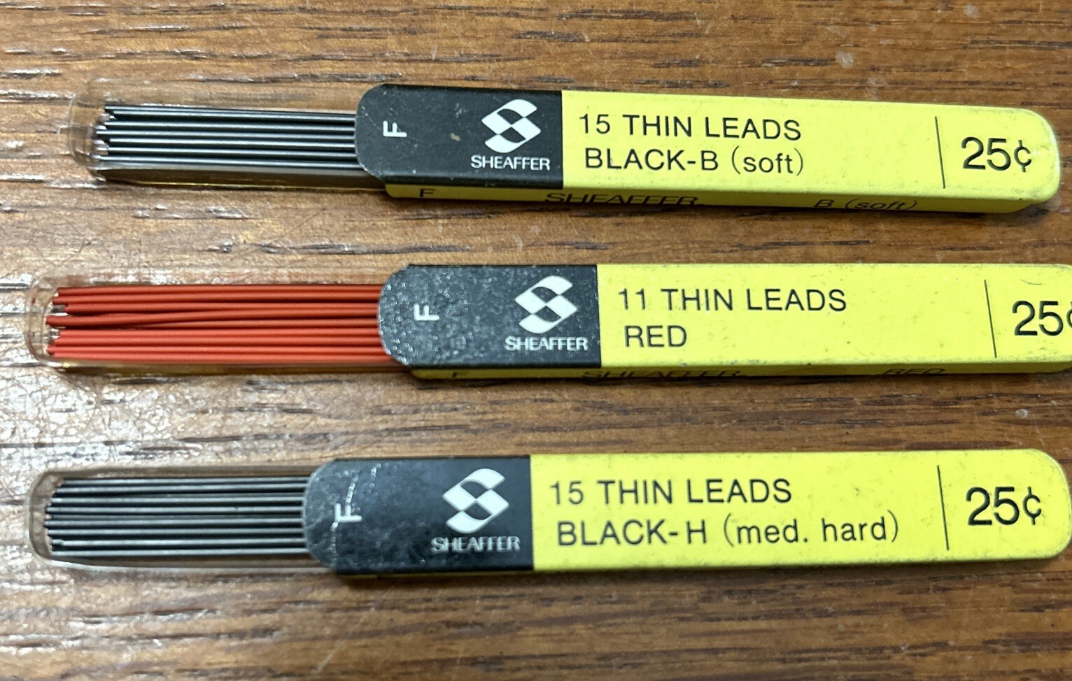VINTAGE SHEAFFER 9 Thin Leads Black B, Black HB, Black H, & Red