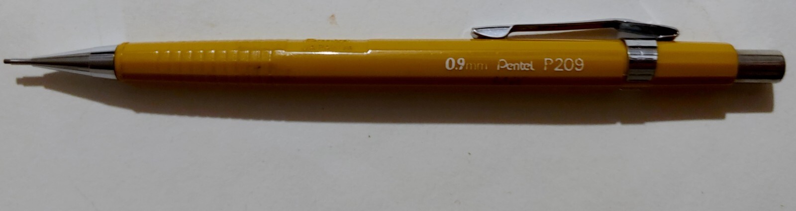 Pentel mechanical pencils 0.9 mm Yellow P209 Made in Japan vintage