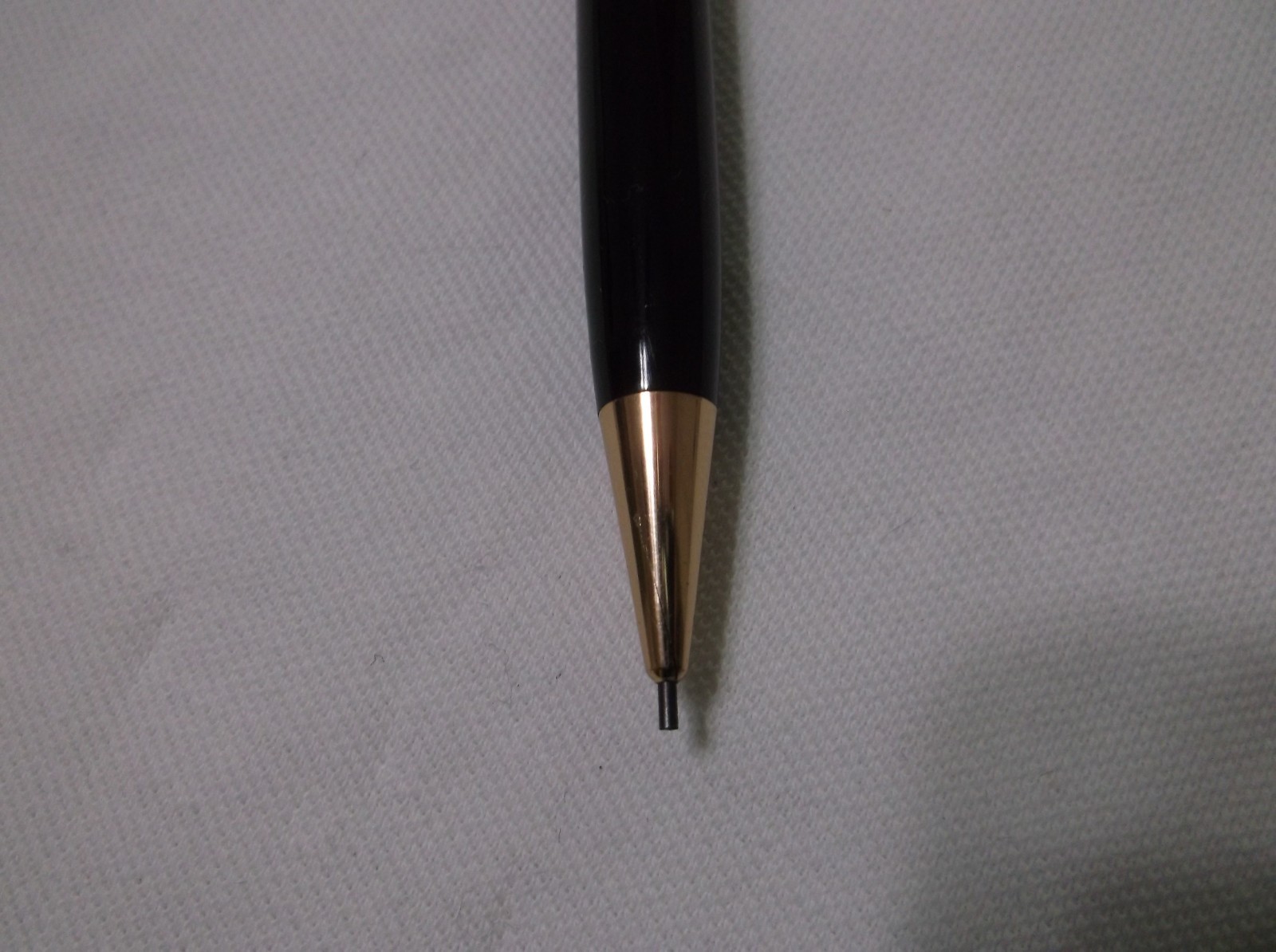MONTBLANC PIX # 372 BLACK MECHANCIAL PENCIL WITH RED PUSH BUTTON/ 1.18 mm lead