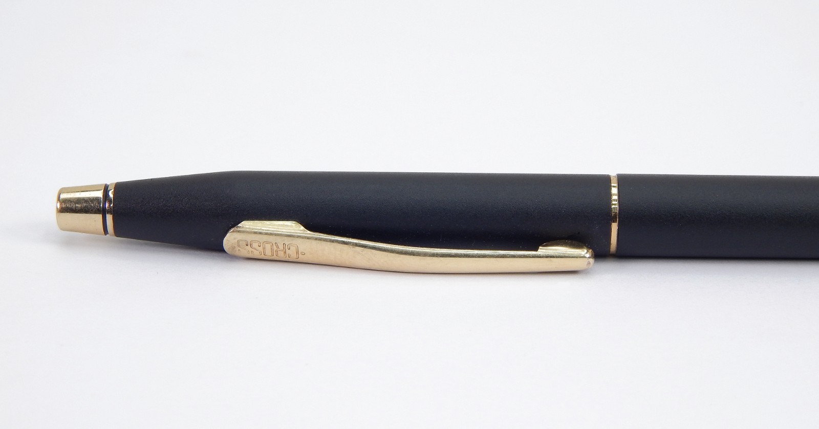 CROSS BLACK MEET & GOLD TRIM MECHANICAL PENCIL