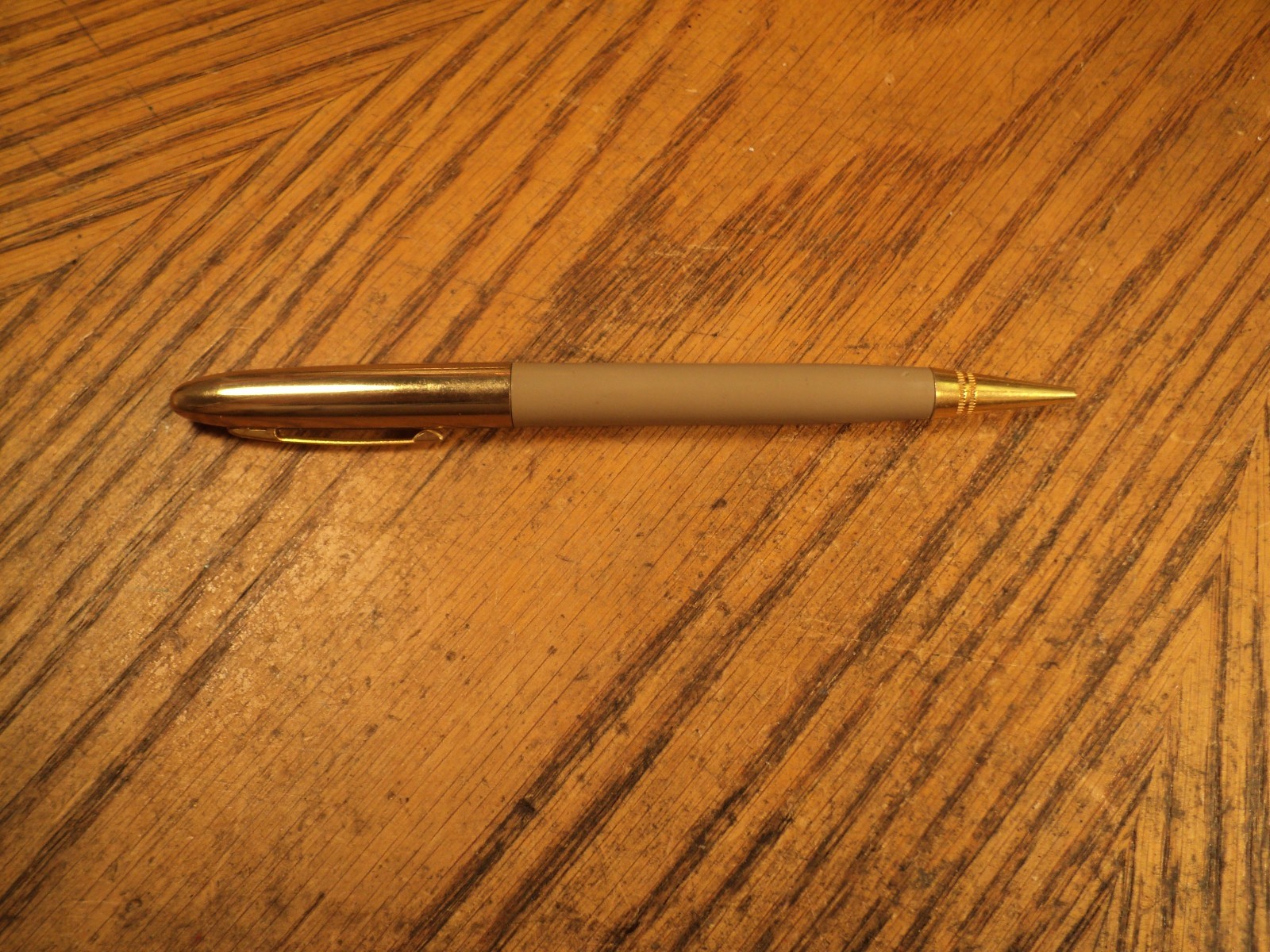 Vintage Wings Mechanical Pencil Royal Service Station Hartsdale NY Sample W-5716