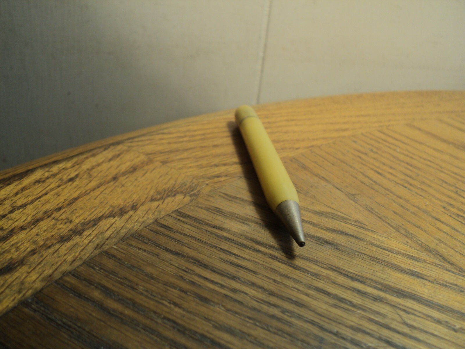 Vintage Mechanical Pencil Steele Funeral Home 4-3/16″ Unbranded