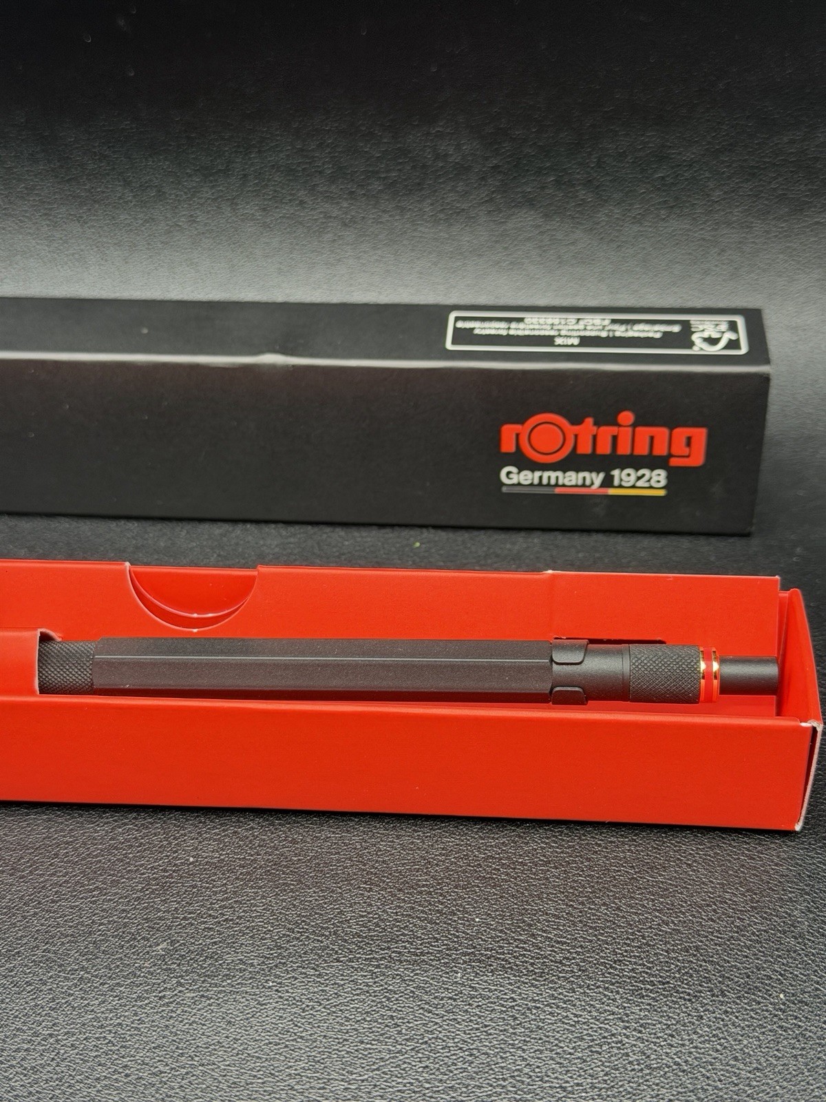 Rotring 800 Retractable Mechanical Pencil 0.5mm | Black Metal | 1904447