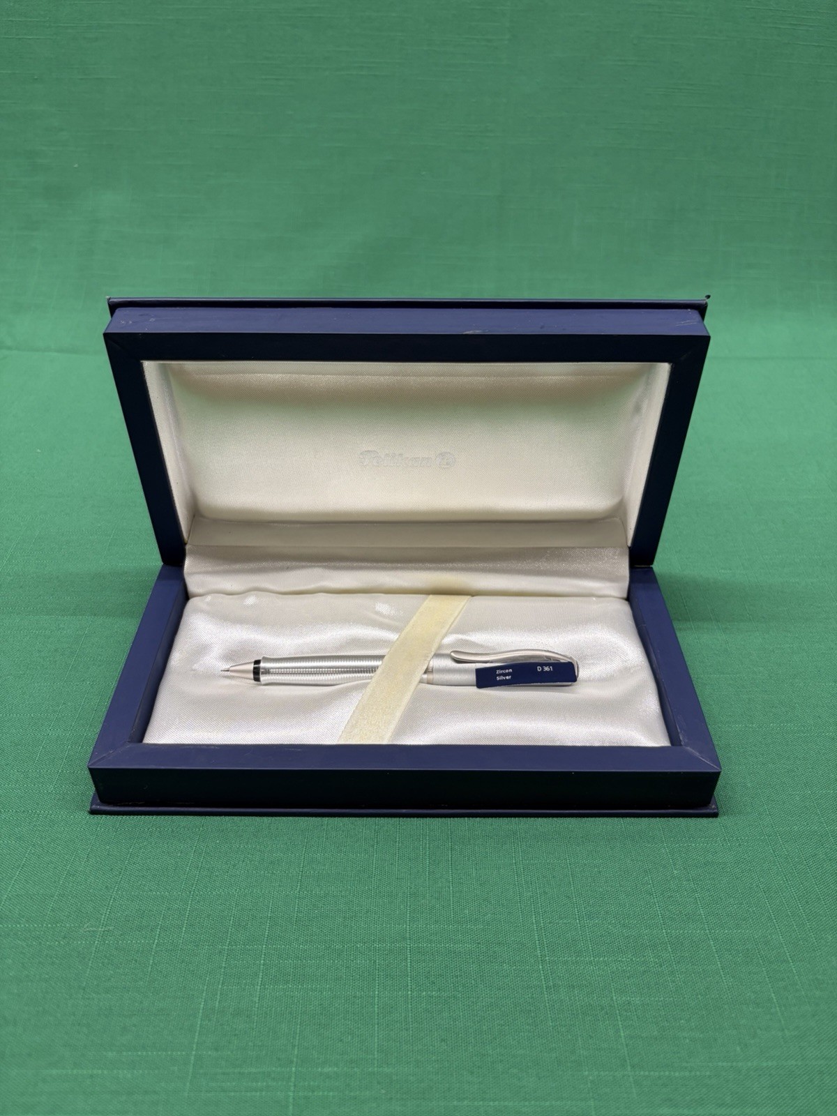 NEW NIB Pelikan D361 Zircon Silver Mechanical Pencil~ Retail $295
