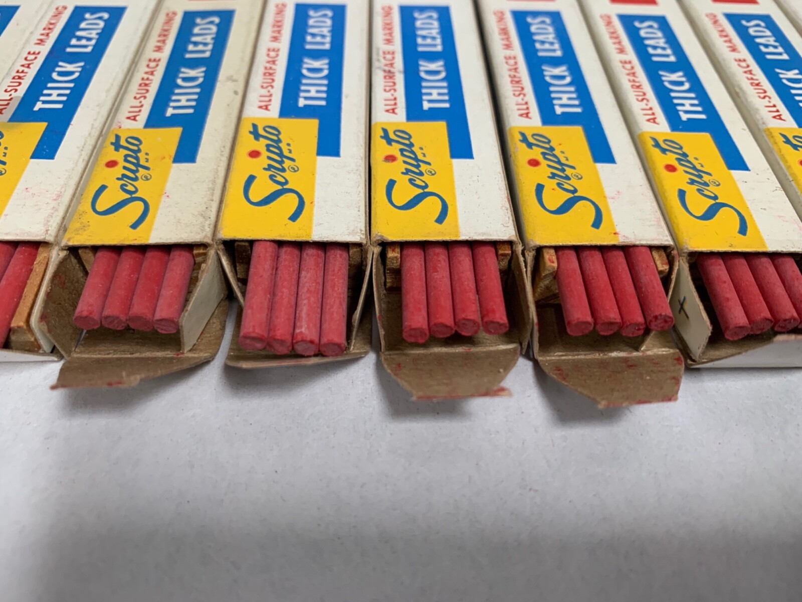 LOT Vintage Scripto G920 Mechanical Pencil Thick Red Leads Refills (A7)