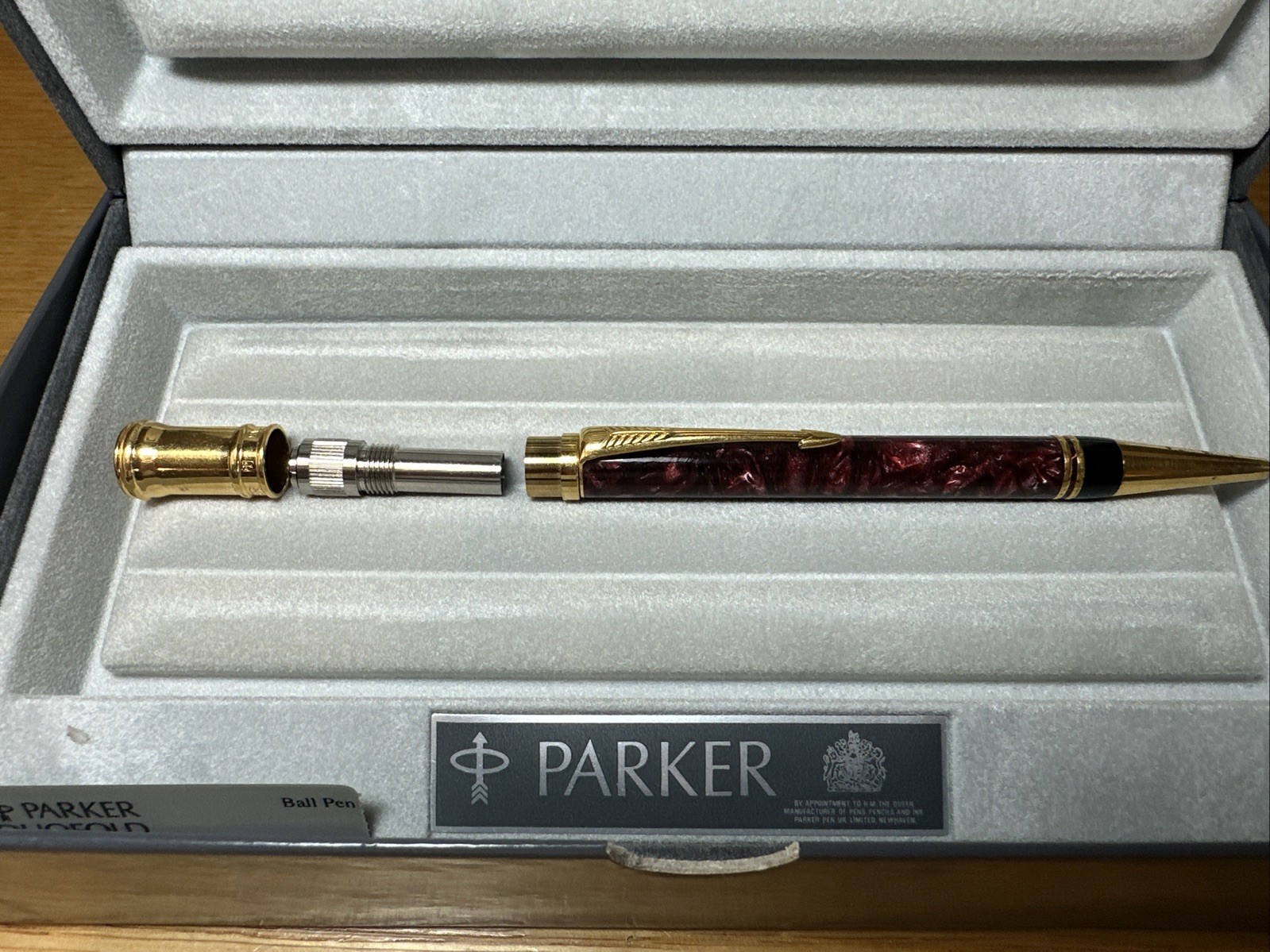 Parker Duofold Maroon Marble Ballpoint Pen Made In UK