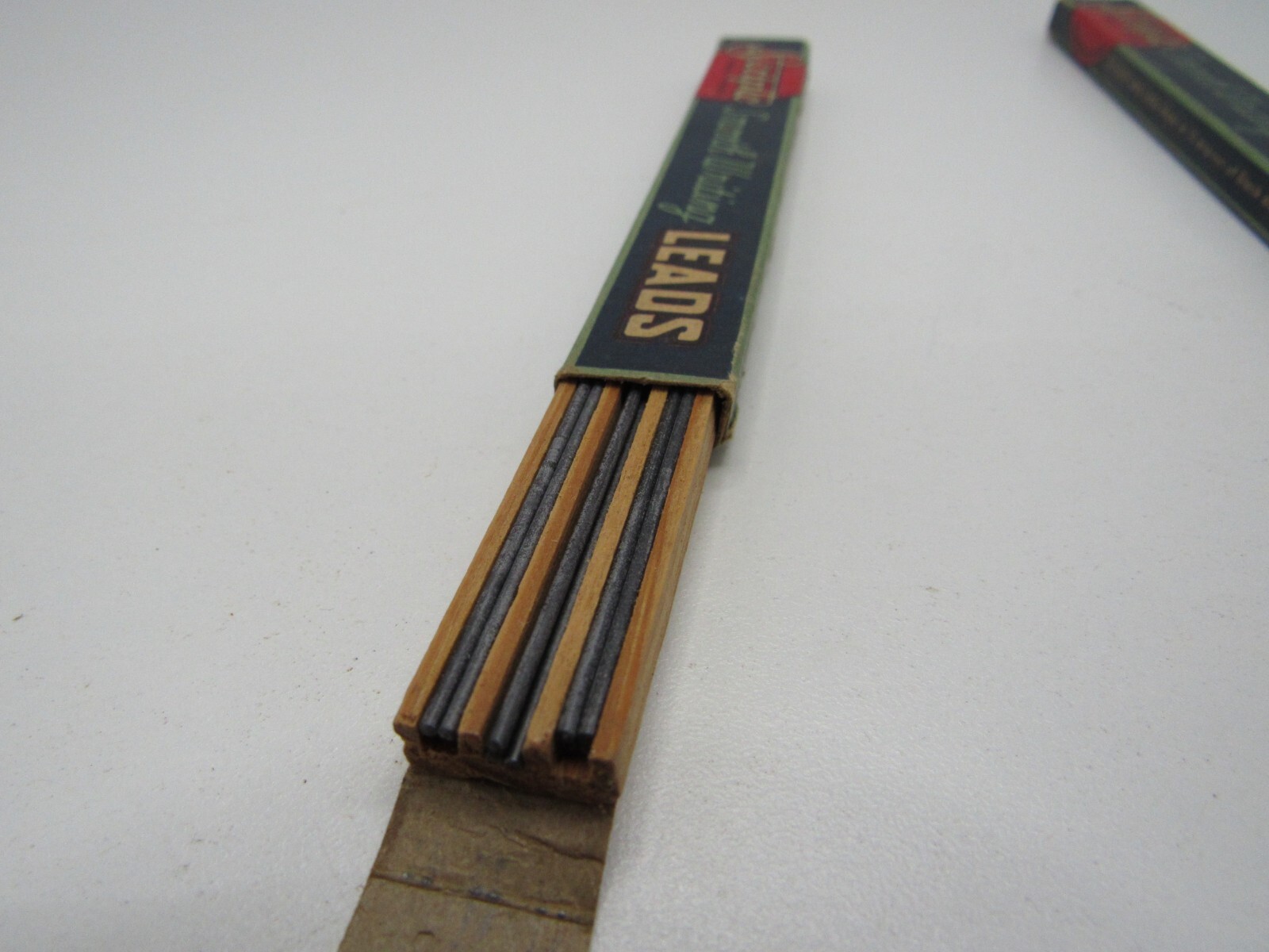 2 VINTAGE LONG PENCIL LEAD in BOX SCRIPTO Extra Strong Drawing Writing -A8