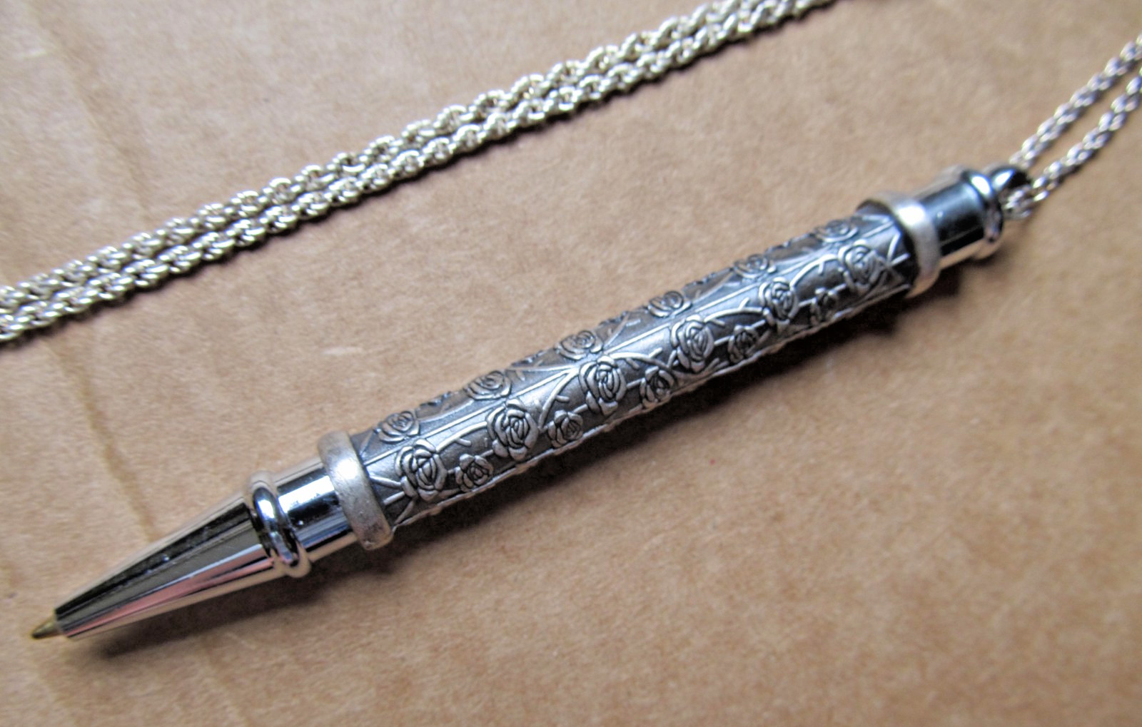 Vintage ~ Hauser Ink Pen / Necklace on Chain with Floral Rose Design ~ Works
