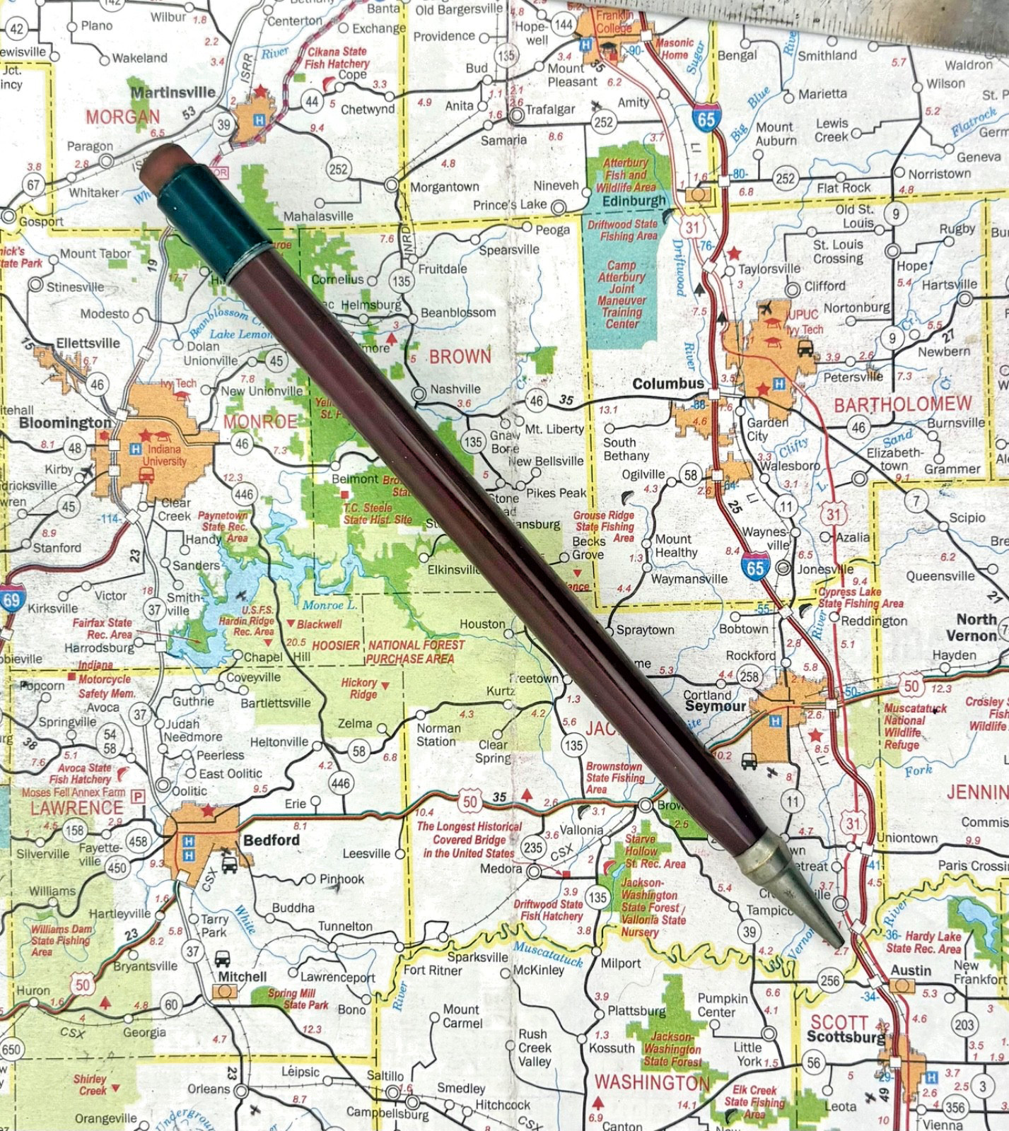 Vintage 1930s-40s Eversharp “Square 4” dark brown un-patterned celluloid pencil