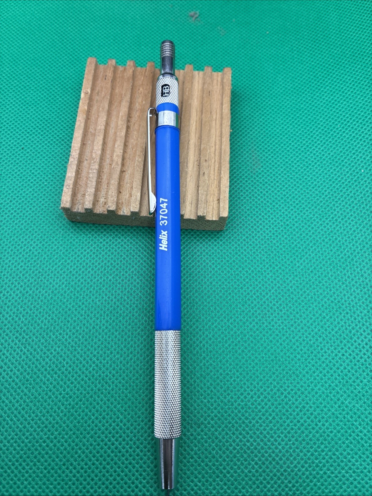 Vintage NOS Helix 37047 mechanical drafting pencil 2mm Lead Holder