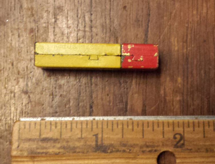EVERSHARP RED TOP Square Leads – empty Metal Box – COLORED THE WAHL CO.