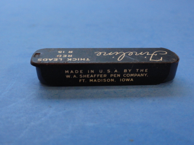 VINTAGE SHEAFFER FINELINE THICK LEADS RED R 15