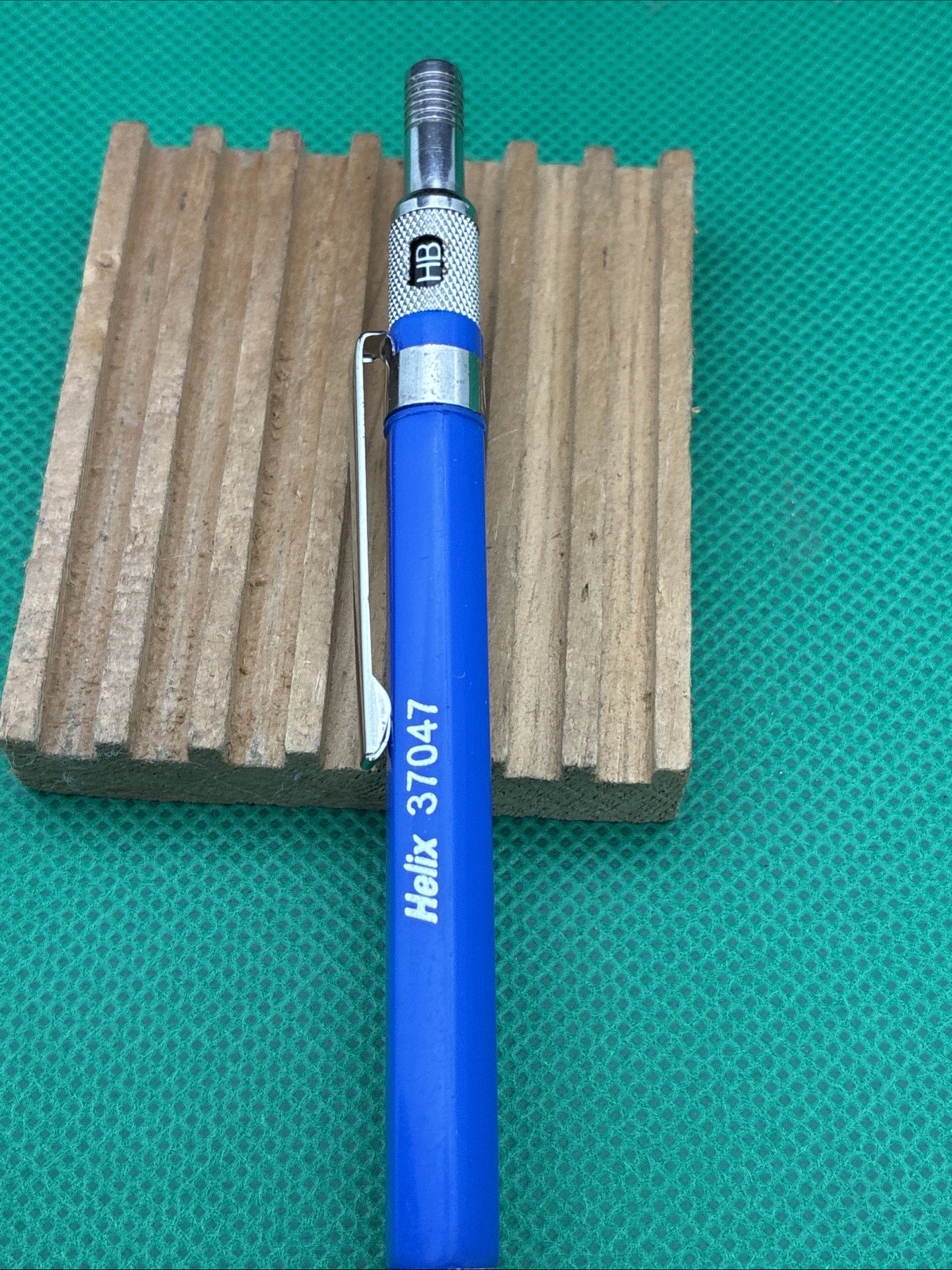 Vintage NOS Helix 37047 mechanical drafting pencil 2mm Lead Holder