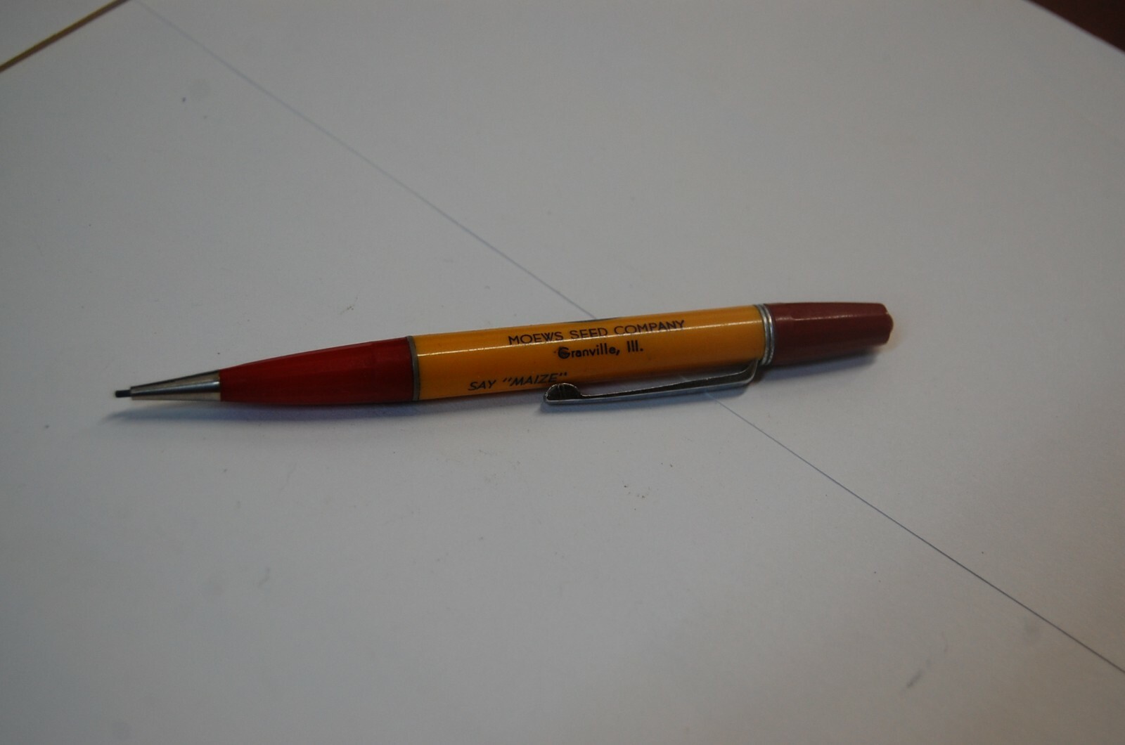 B3 DUROLITE MOEWS HYBRIDS SEED CORN MECHANICAL PENCIL Granville IL