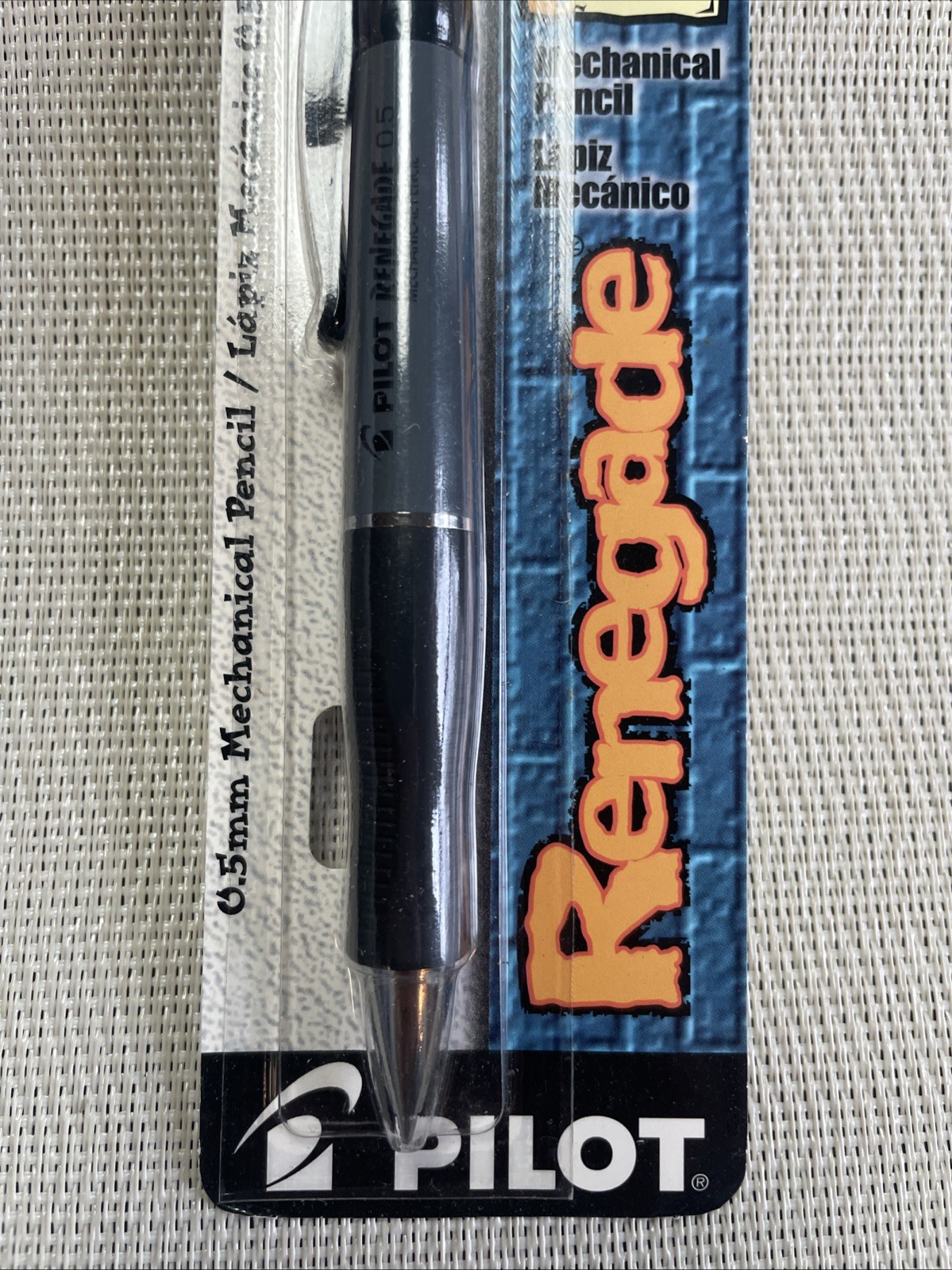 NOS Pilot Renegade Mechanical Pencil 0.5 leads Wide Rubber Comfort Grip – GRAY