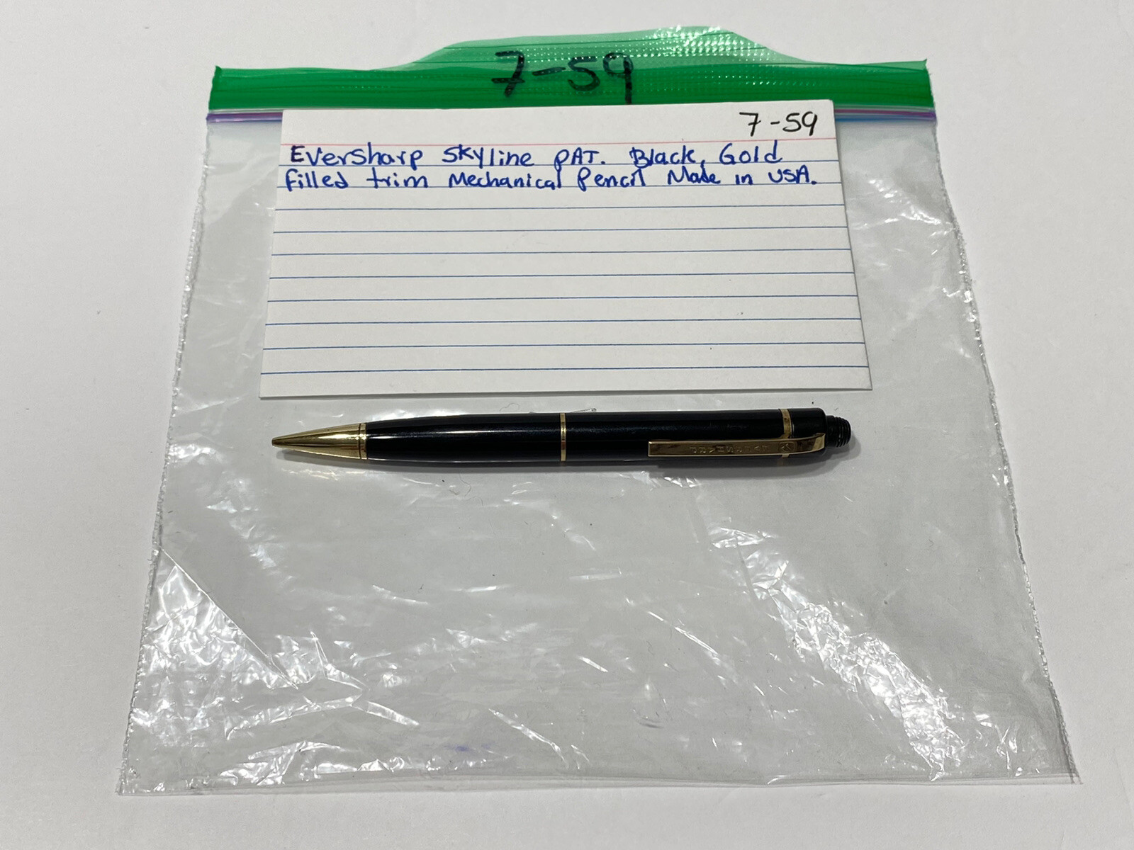 EVERSHARP SKYLINE PAT.BLACK, GOLD FILLED TRIM MECHANICAL PENCIL MADE IN USA