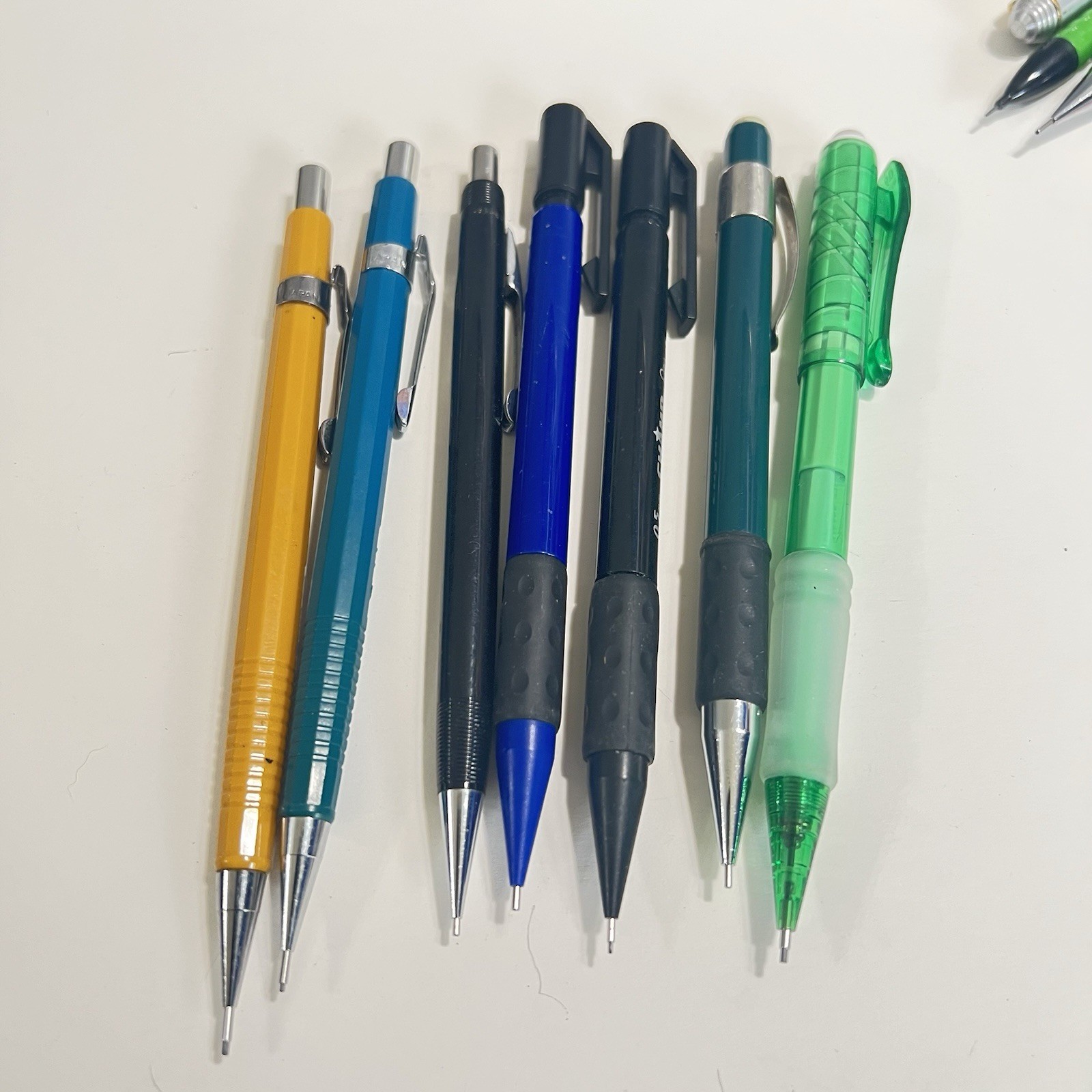 Vintage Pentel Mechanical Pencils P207 P209 Forte Grip Twist Erase Champ