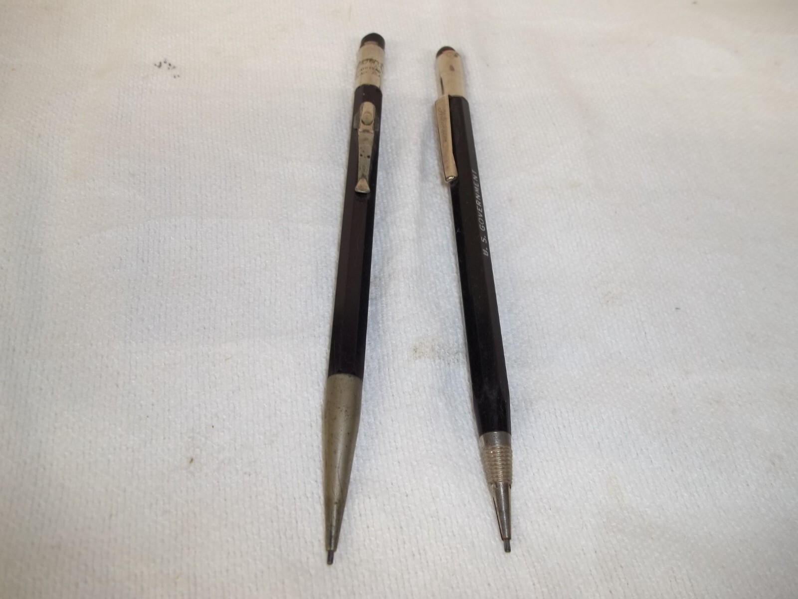 A+3 Lot of (2) VERY EARILY AUTOPOINT Mechanical Lead Pencils
