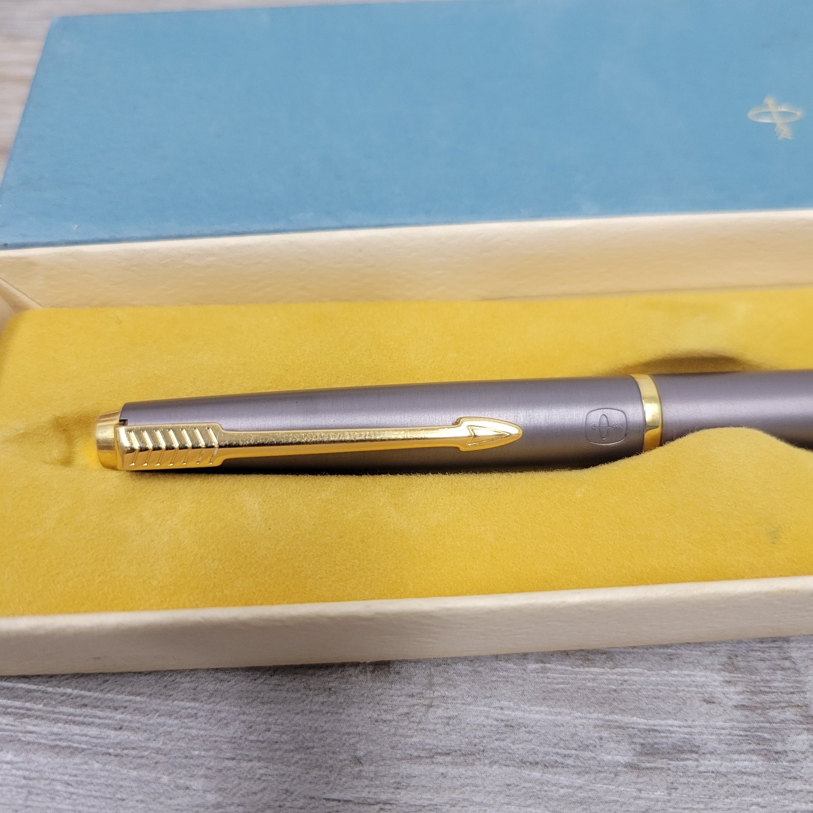 PARKER Vintage Mechanical Pencil Silver Chrome & Gold ARROW CLIP Unknown Model