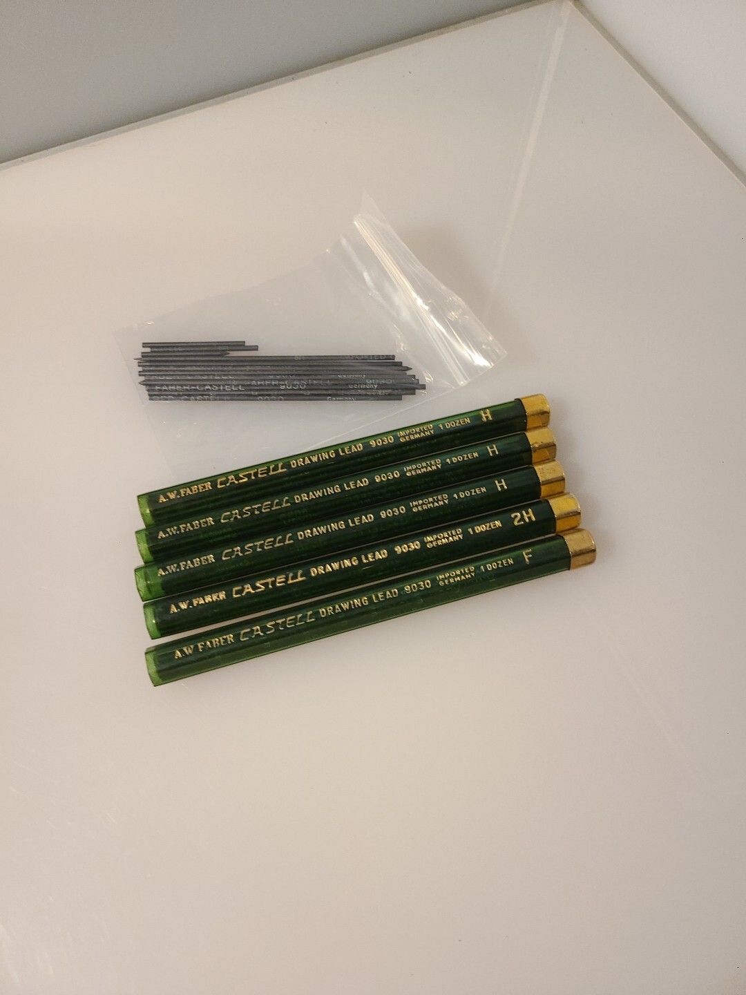A.W. Faber Castell Drawing Leads #9030 5 Tubes 60 Leads (3) H, (1) F, (1) 2H ++
