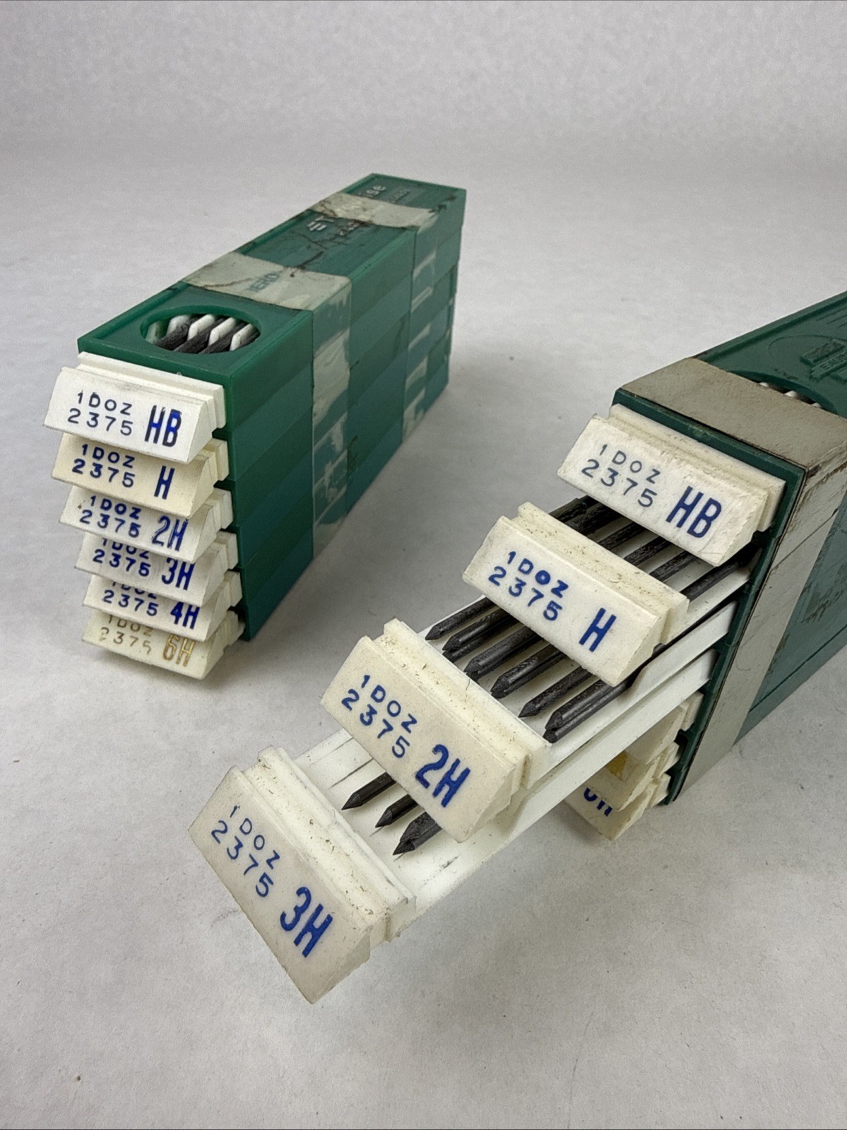 Vintage Lot Berol Turquoise Eagle Drawing Leads #2375 2H 3H 4H 6H HB H 5H Read