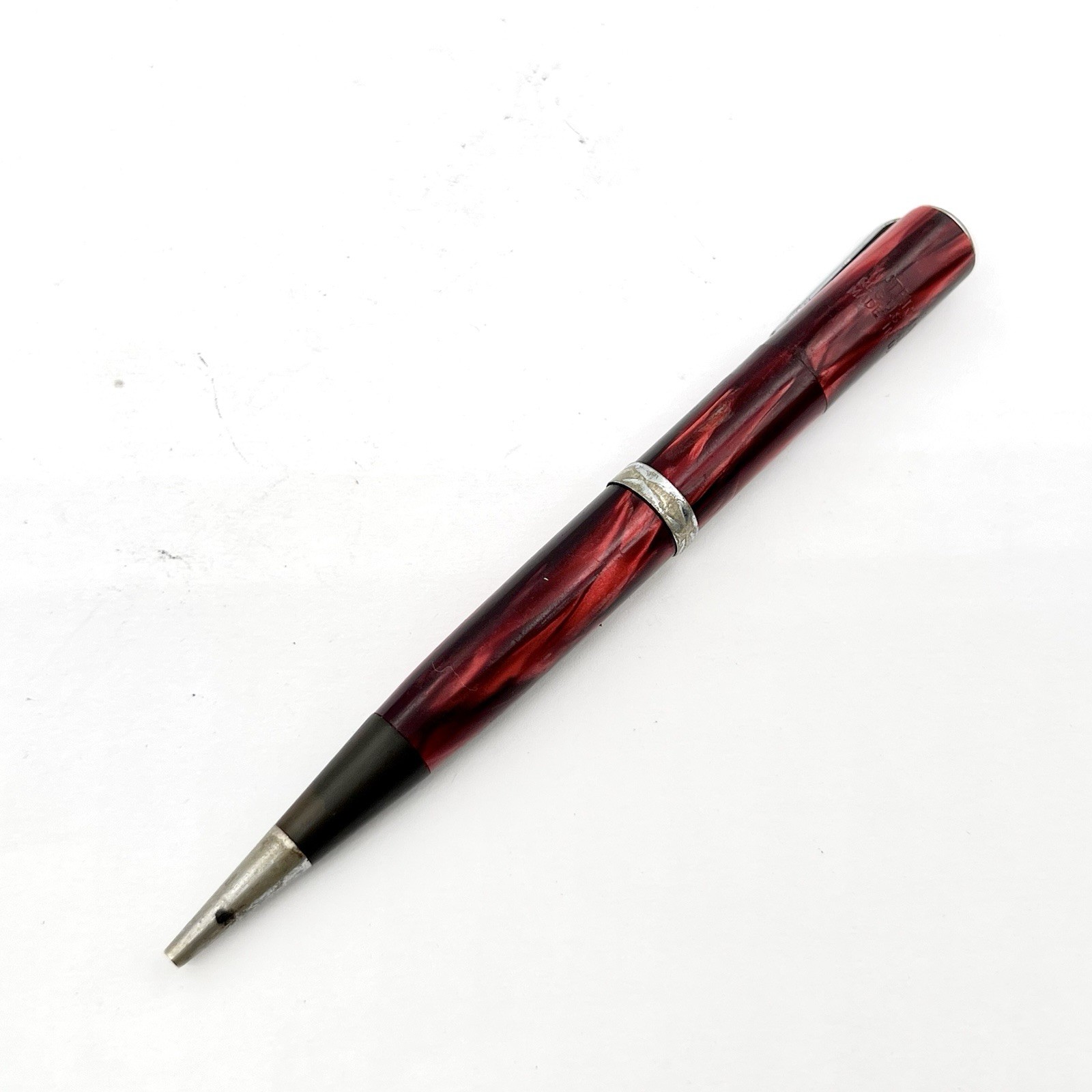 Waterman Lady Patricia Mechanical Pencil 4.25″ 1.1mm Red Sunset Chrome Trim
