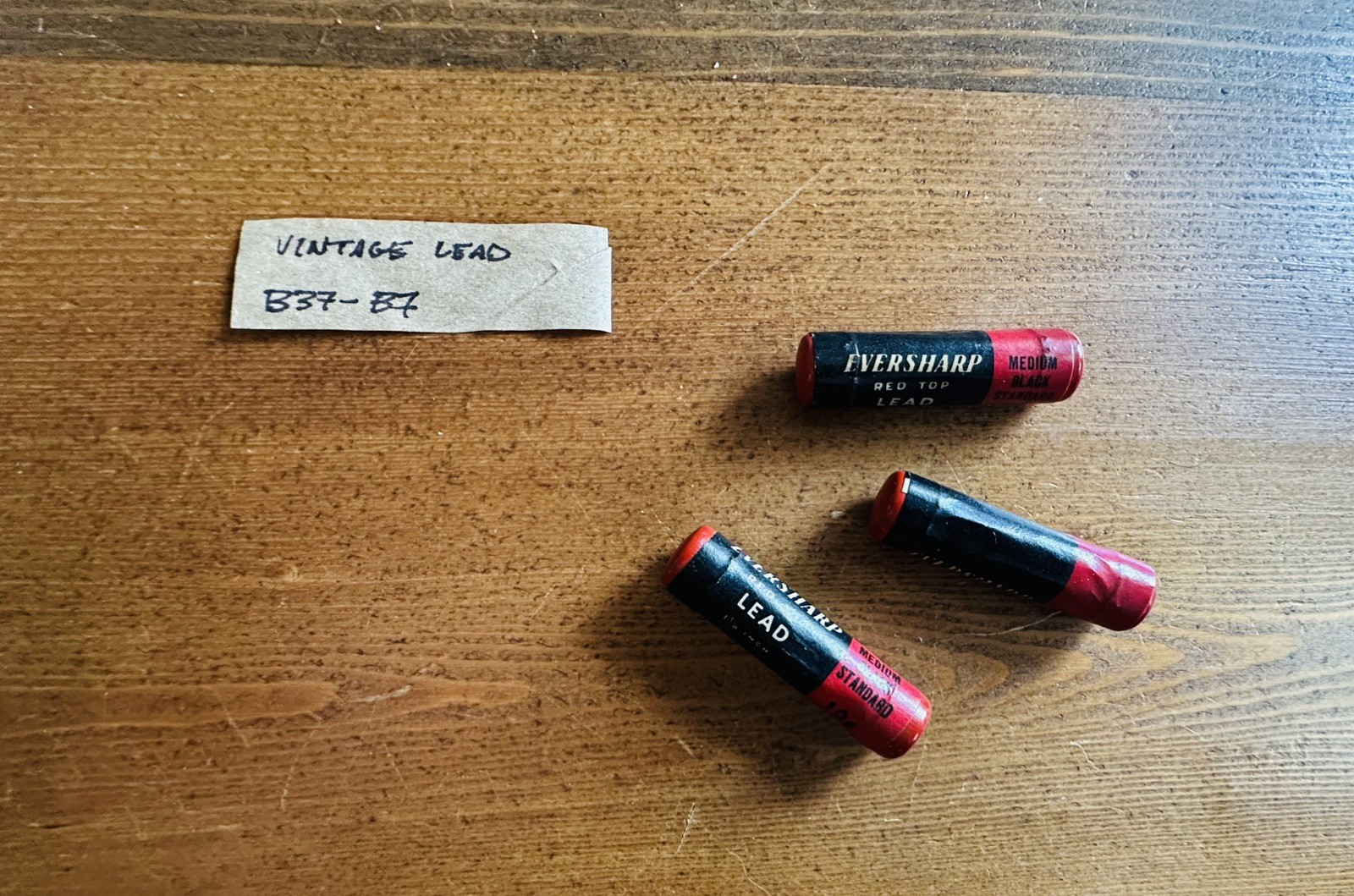 Vintage EVERSHARP Red Top Lead 3 Tubes (Medium) Black Standard 0.046in 1.1mm
