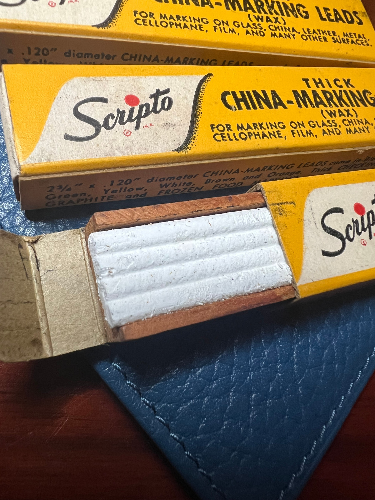 1 BOX OF VINTAGE SCRIPTO MARKING WAX LEADS FOR GLASS AND OTHER TEXTURES