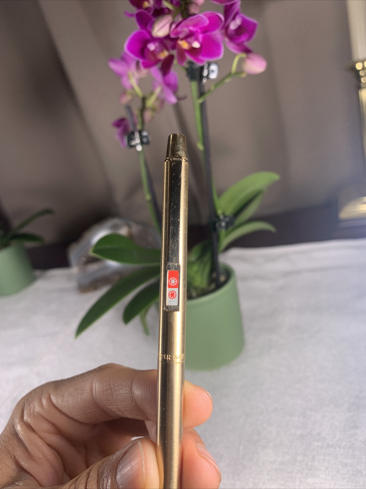 Vintage Gold Plated PAPERMATE twist Mechanical Pencil RARE Red Maple Leaf