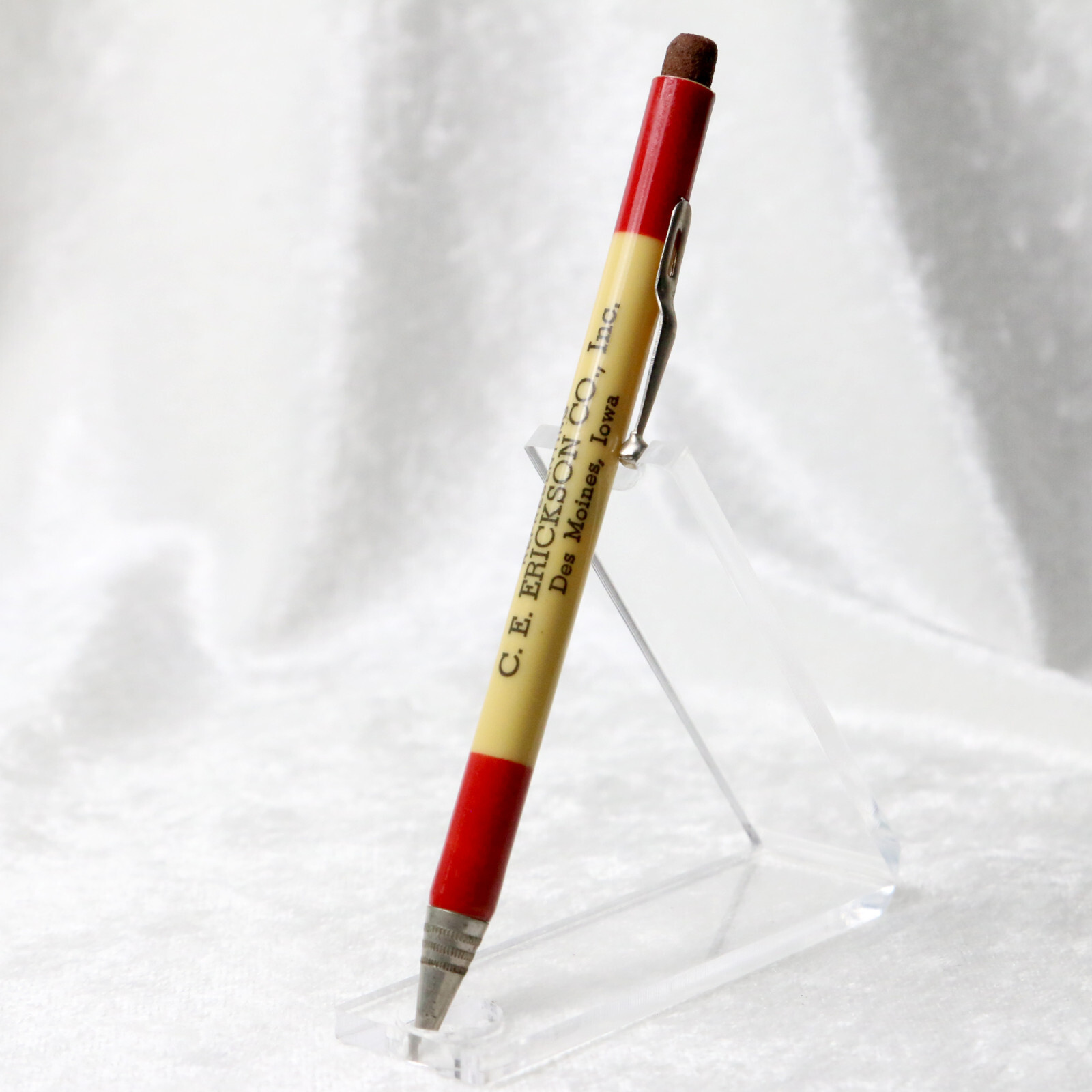 VTG 1930’s White & Red Celluloid Des Moines Iowa Advertising Mechanical Pencil