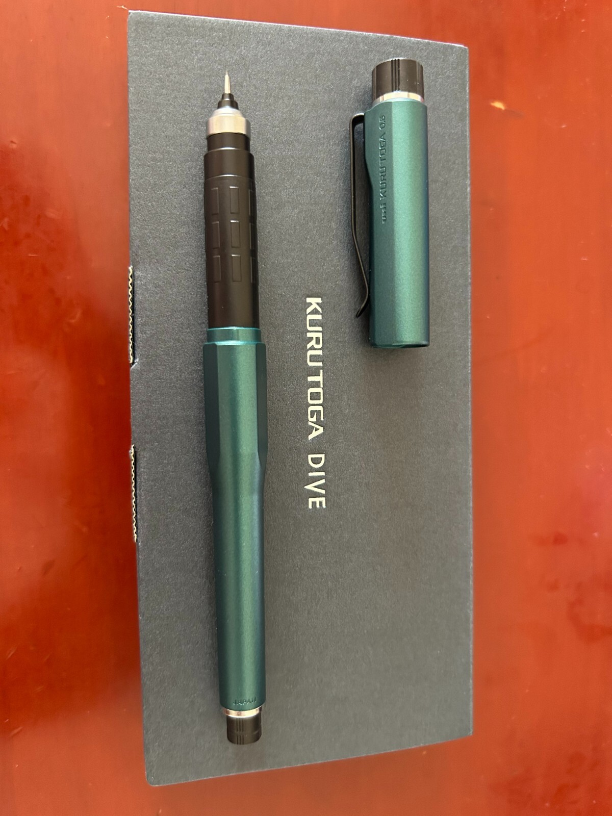Uni Kuru Toga DIVE Automatic Core Mechanical Pencil M5-5000 Green 0.5mm